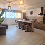 T3 Pour 6p Avec Piscine Garage Et Ascenseur *